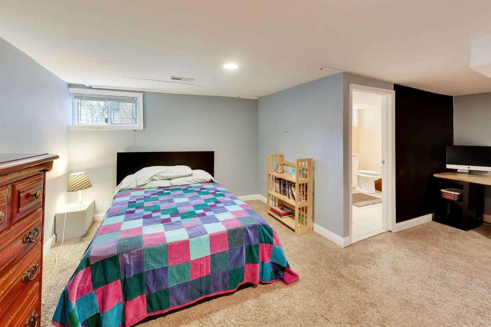 1619 Fowler Avenue Evanston, IL 60201 - Photo 31 of 48