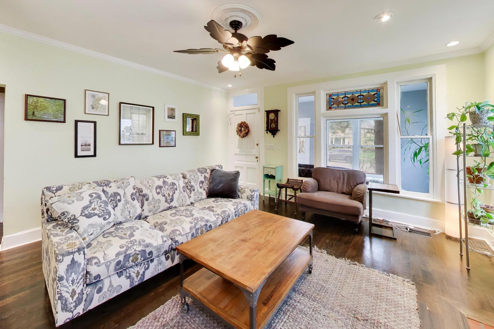 1619 Fowler Avenue Evanston, IL 60201 - Photo 6 of 48