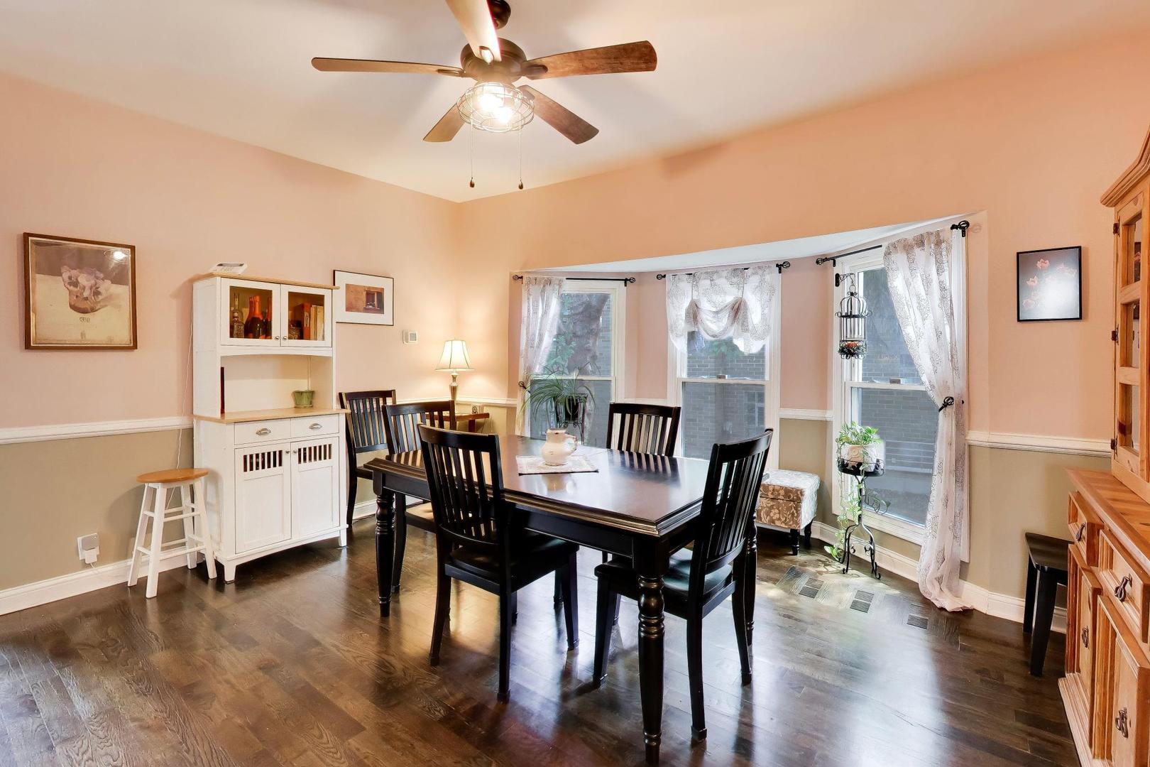 1619 Fowler Avenue Evanston, IL 60201 - Photo 9 of 48