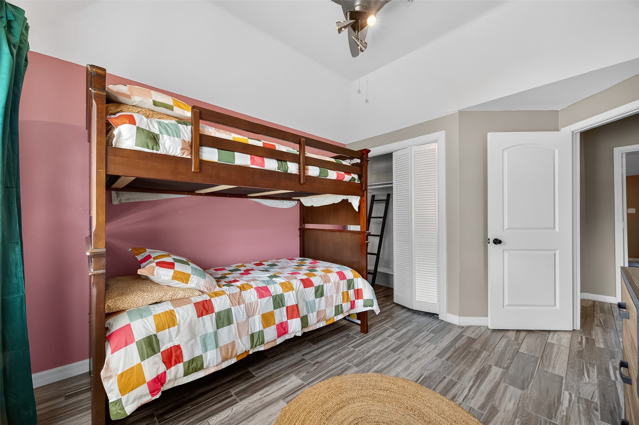 5310 Holly View Drive Houston, TX 77091 - Photo 24 of 38