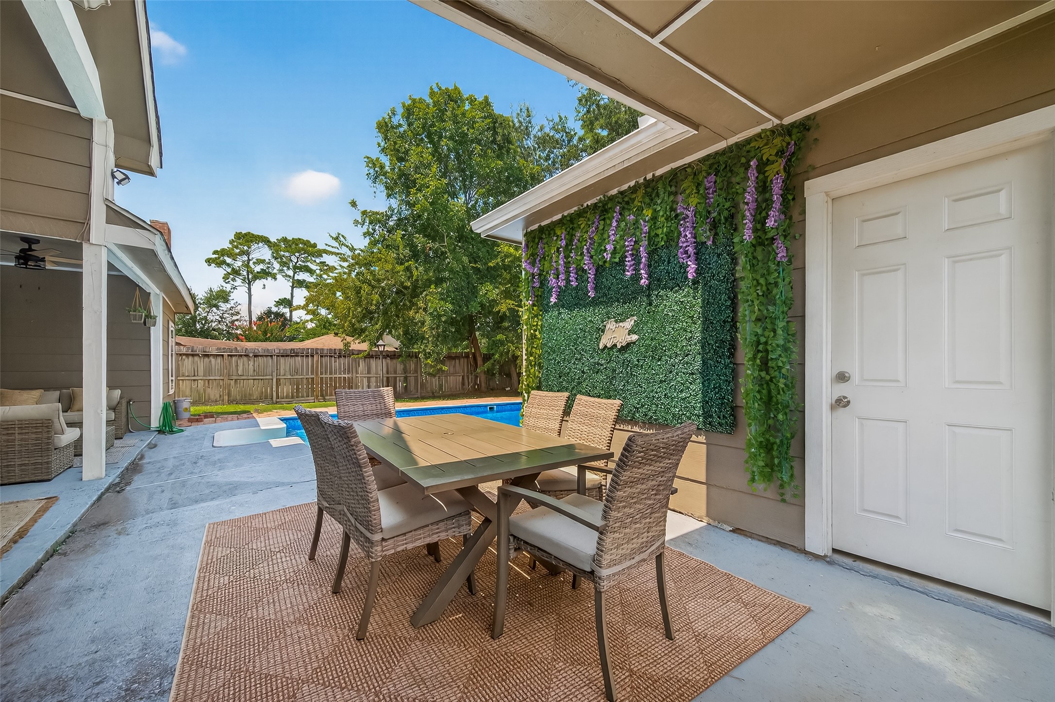 5310 Holly View Drive Houston, TX 77091 - Photo 34 of 38 a view of a patio with table and chairs and potted plants