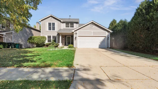 $714,800 | 1810 Hawk Lane, Elk Grove Village, IL 60007