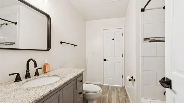 $714,800 | 1810 Hawk Lane, Elk Grove Village, IL 60007