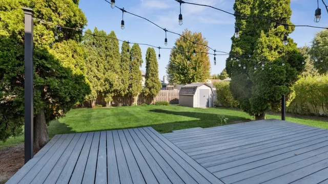 $714,800 | 1810 Hawk Lane, Elk Grove Village, IL 60007