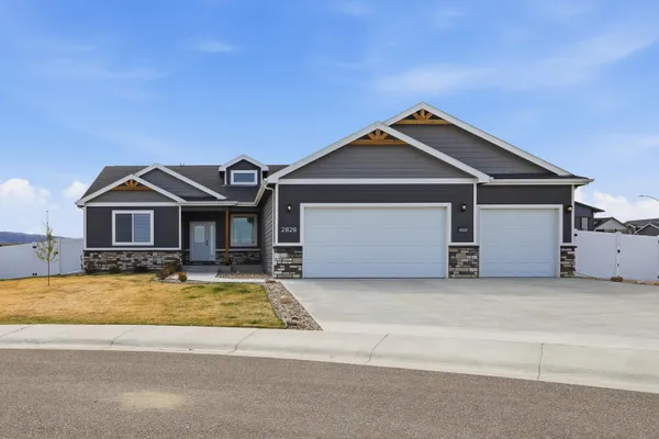 $680,000 | 2826 Berkshire Way, Casper, WY 82609
