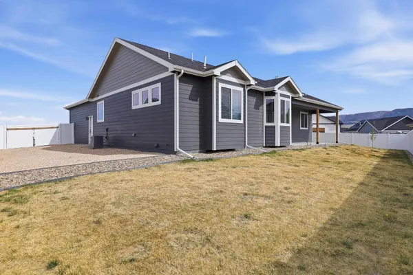 $680,000 | 2826 Berkshire Way, Casper, WY 82609
