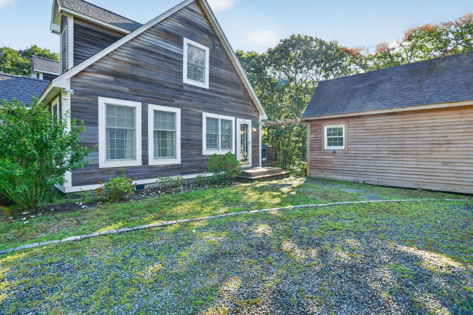 31 Dodgers Hole Road Edgartown, MA 02539 - Photo 6 of 35 Gallery Image 6