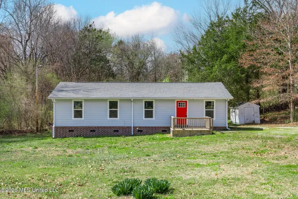 $245,000 | 117 Interstate Hwy Farm, Byhalia, MS 38611