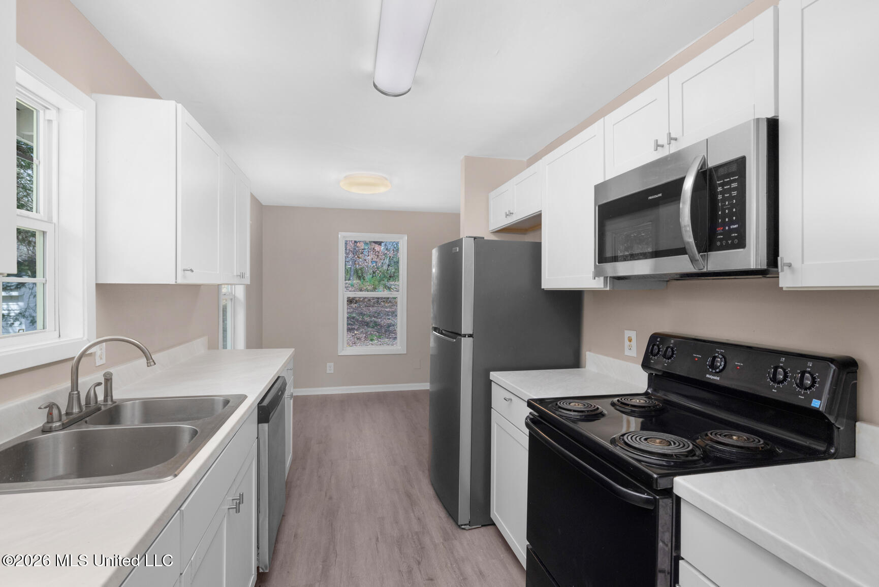 117 Interstate Hwy Farm Byhalia, MS 38611 - Photo 12 of 35 Kitchen