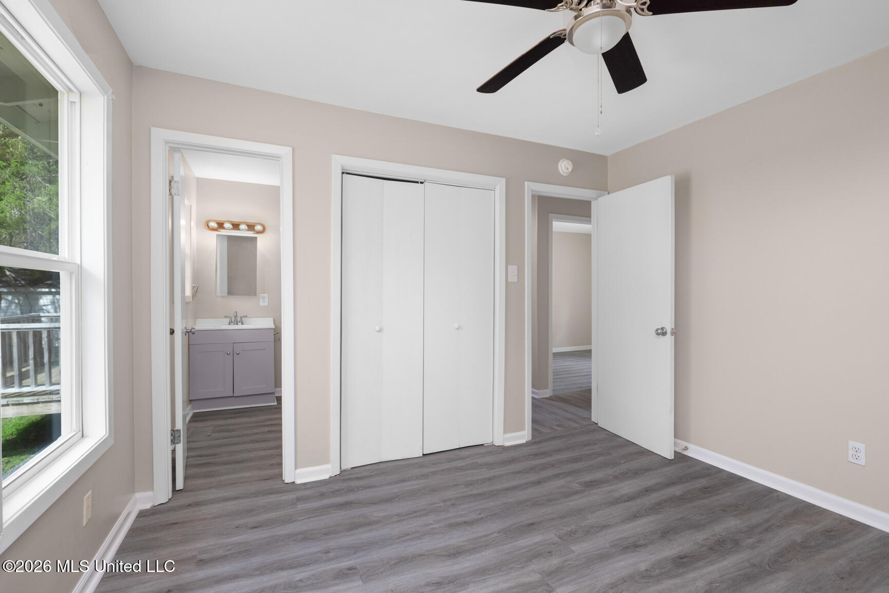 117 Interstate Hwy Farm Byhalia, MS 38611 - Photo 16 of 35 Primary Bedroom