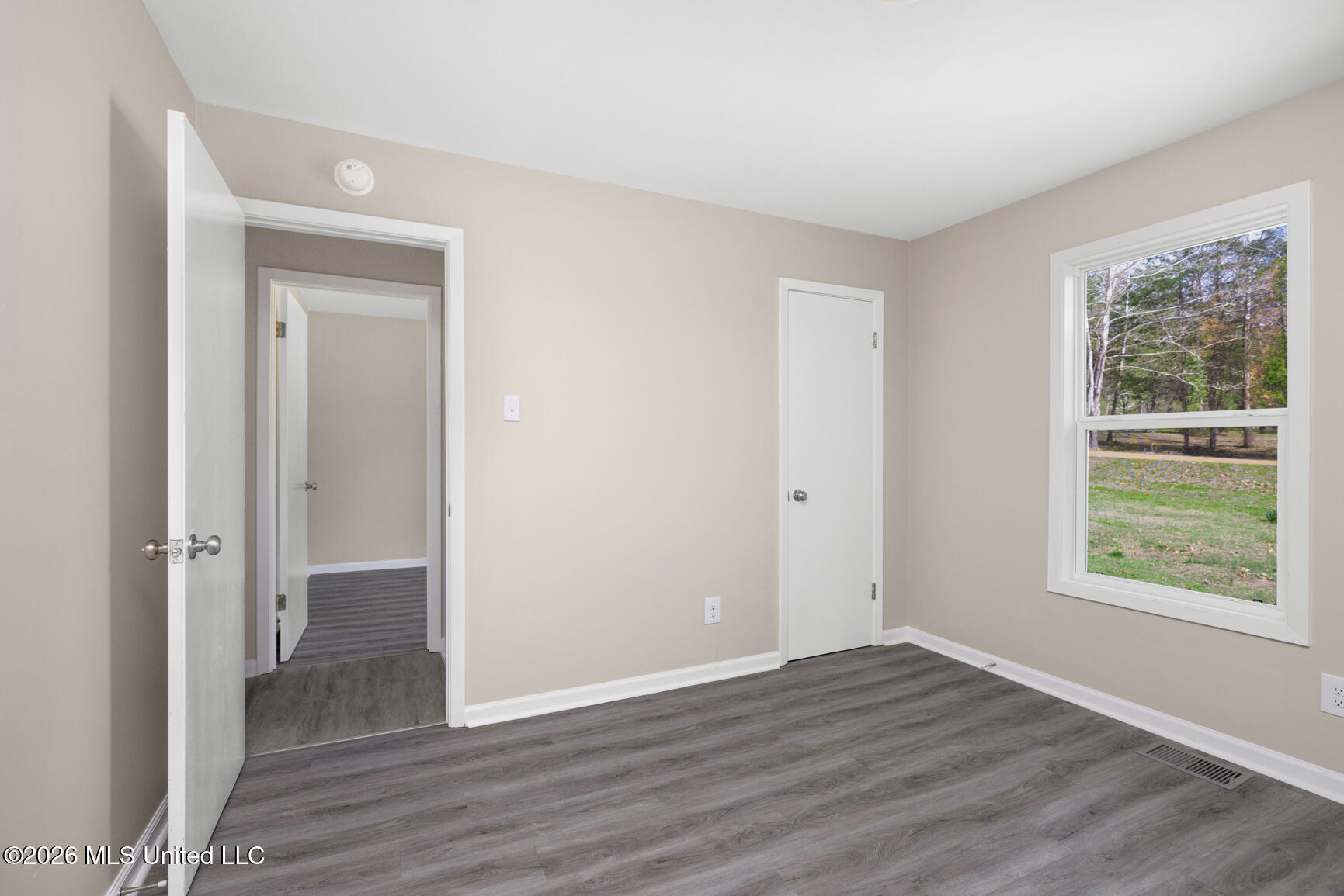 117 Interstate Hwy Farm Byhalia, MS 38611 - Photo 30 of 35 Bedroom 4