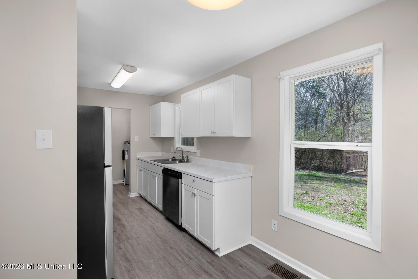 117 Interstate Hwy Farm Byhalia, MS 38611 - Photo 10 of 35 Kitchen