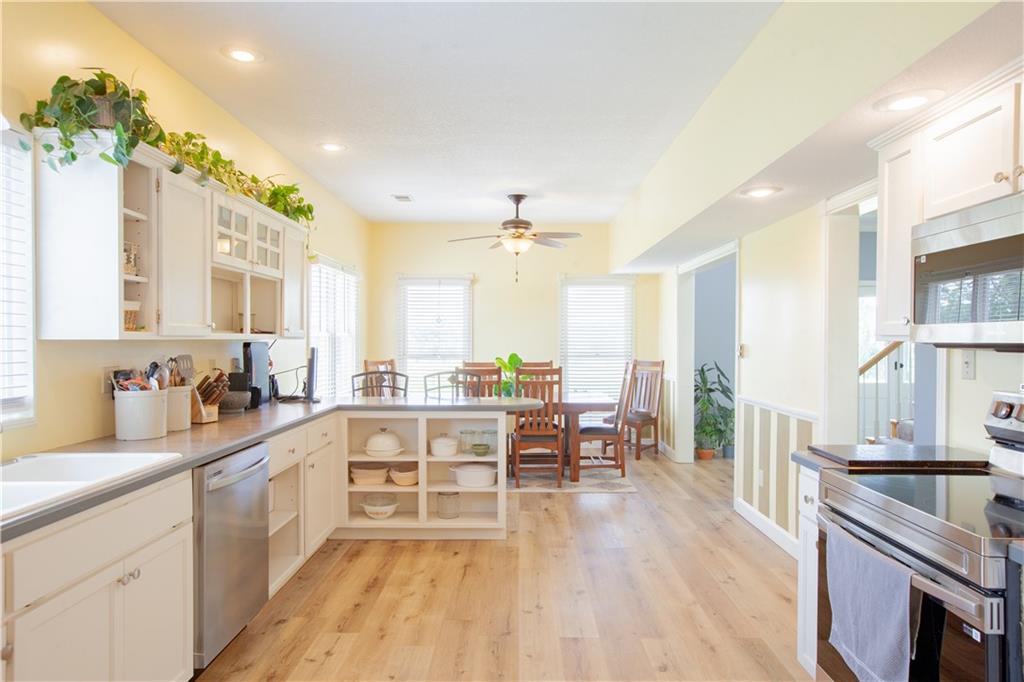 8700 South Corn Cemetery Road Oak Grove, MO 64075 - Photo 12 of 38