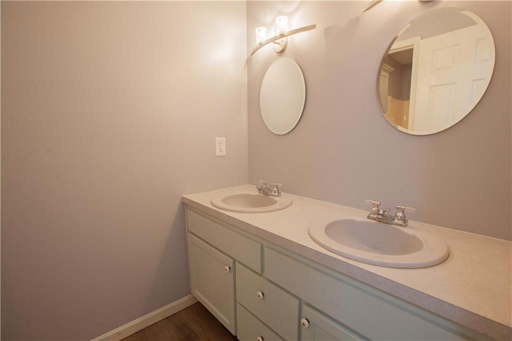 8700 South Corn Cemetery Road Oak Grove, MO 64075 - Photo 27 of 38