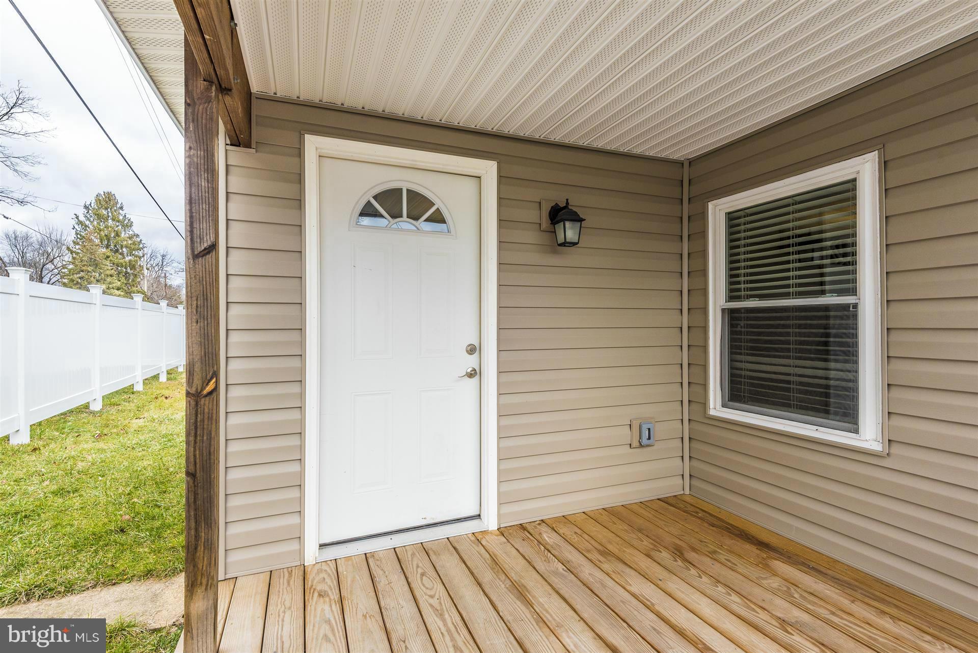 16933 Shinham Road Hagerstown, MD 21740 - Photo 2 of 29 Exterior (Front)