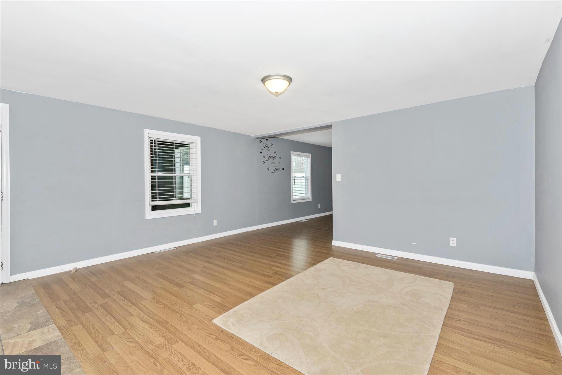 16933 Shinham Road Hagerstown, MD 21740 - Photo 13 of 29 Family Room