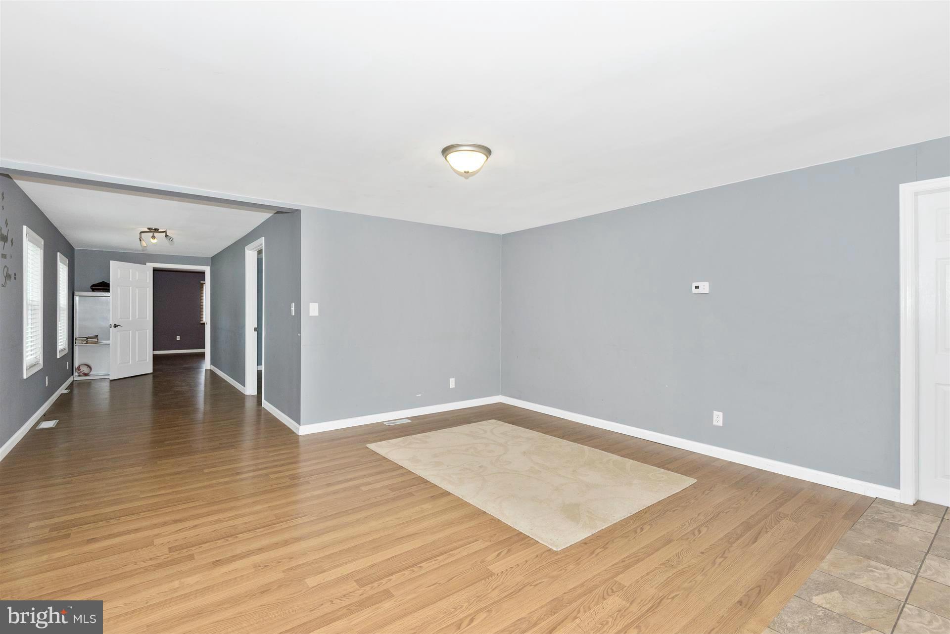 16933 Shinham Road Hagerstown, MD 21740 - Photo 15 of 29 Family Room