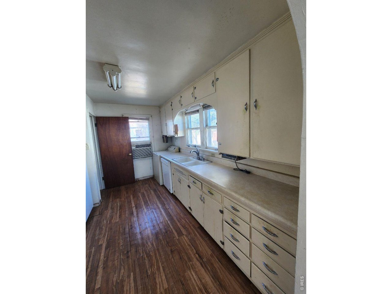 422 West Main Street Sterling, CO 80751 - Photo 9 of 43