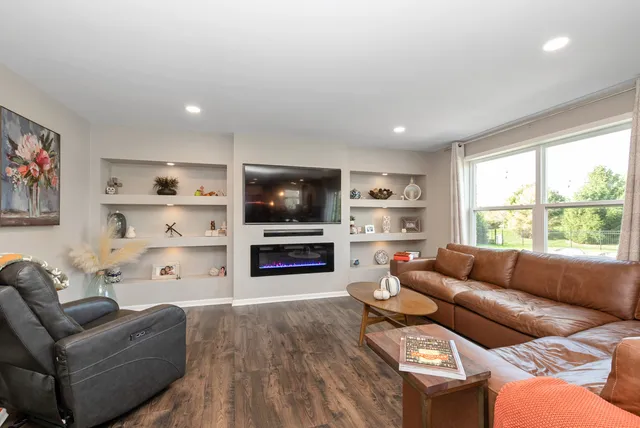 $550,000 | 1981 Stapleton Road, New Lenox, IL 60451