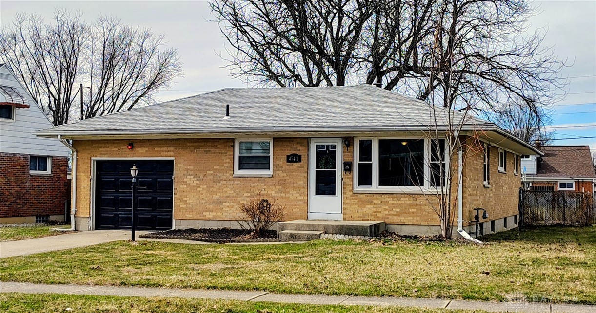 4741 Cullen Avenue Springfield, OH 45503 - Photo 3 of 42