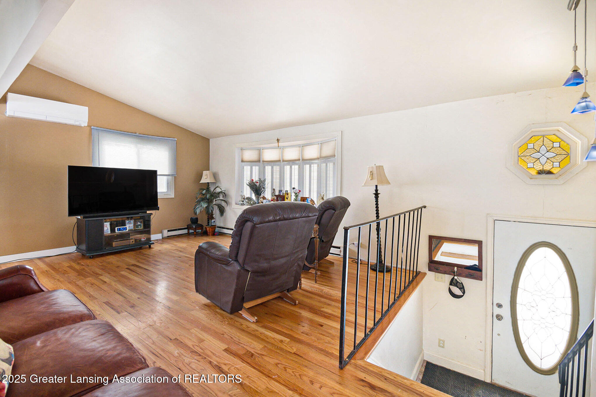 18065 Gregory Road Gregory, MI 48137 - Photo 3 of 35 Living Room
