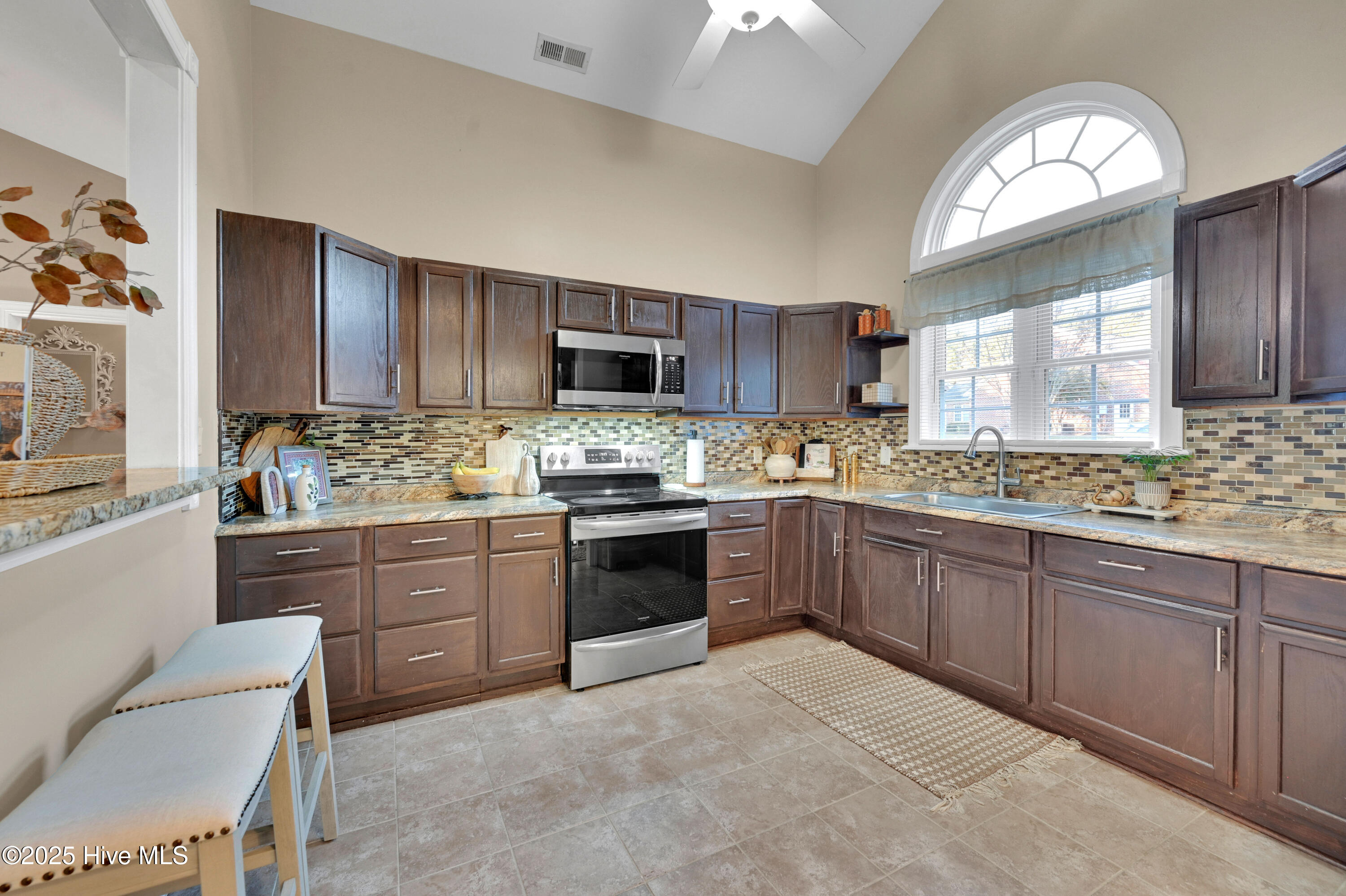 204 Inda Way Washington, NC 27889 - Photo 14 of 42 204 Inda Way-29