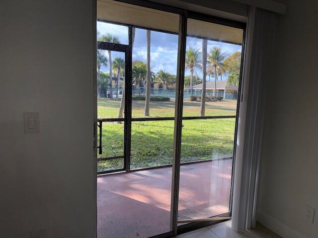 407 Meadows Circle, Unit 407 Boynton Beach, FL 33436 - Photo 19 of 38 screen Patio