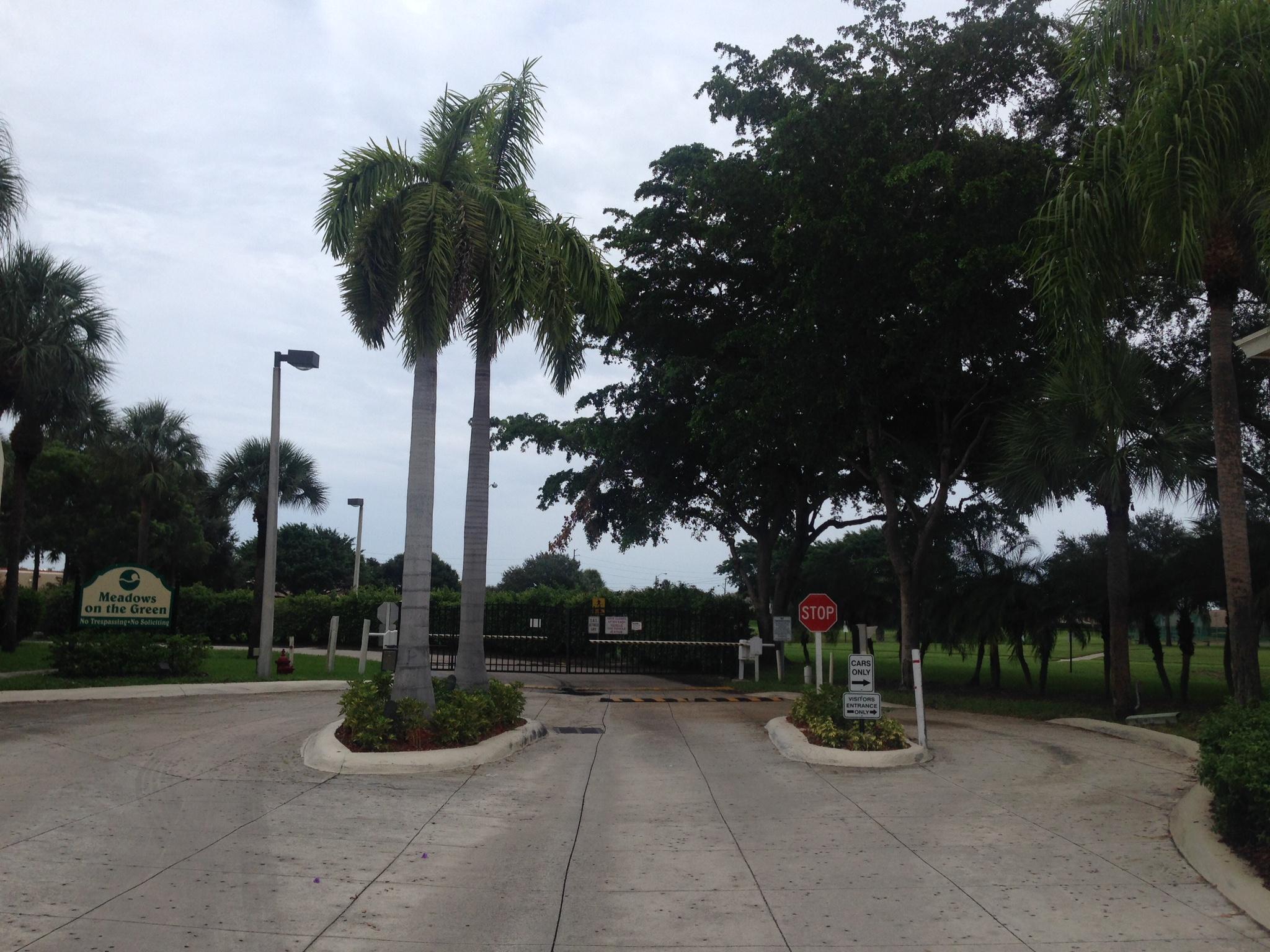 407 Meadows Circle, Unit 407 Boynton Beach, FL 33436 - Photo 27 of 38 Community Entrance