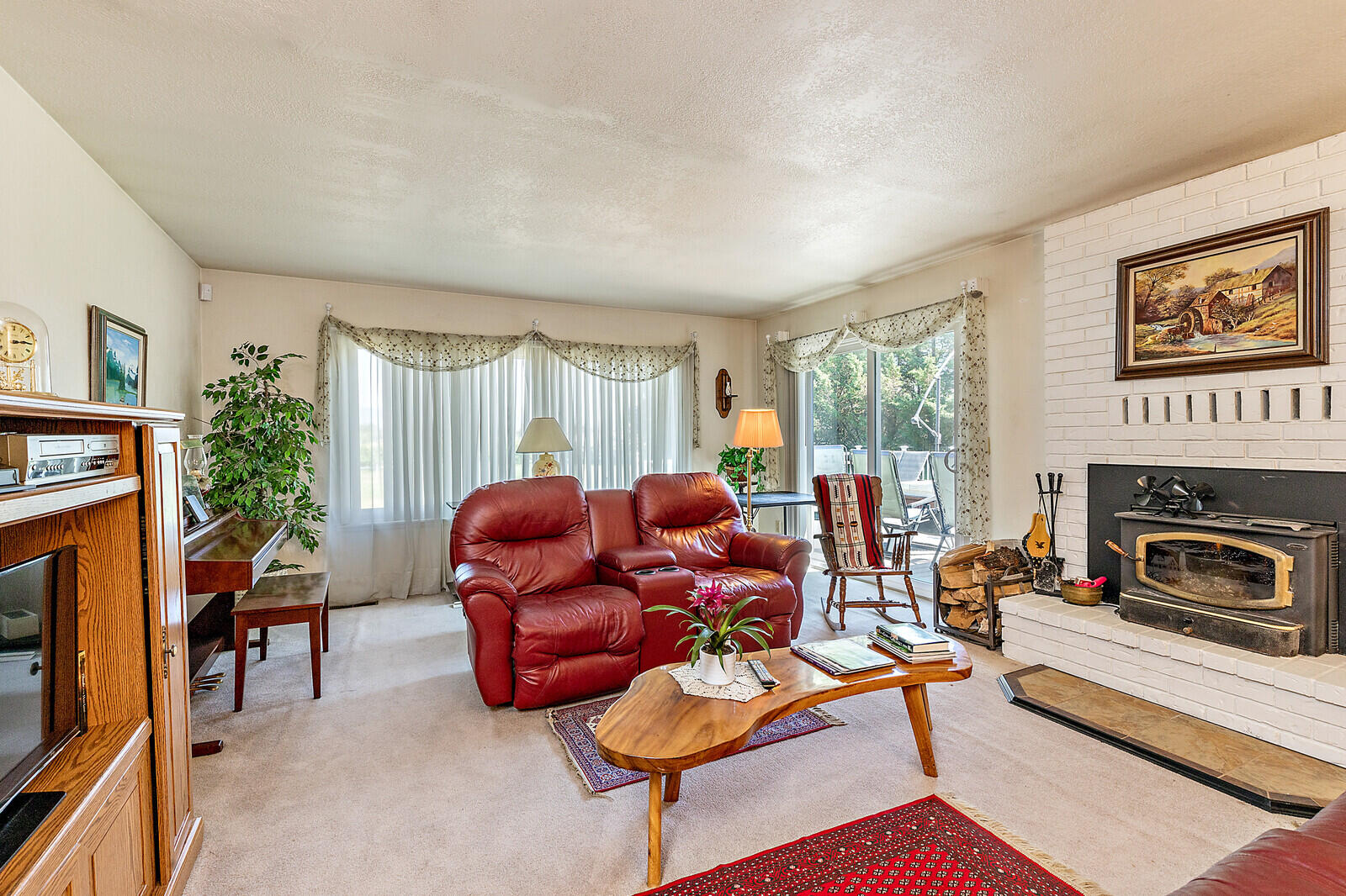 727 Oak Grove Road Medford, OR 97501 - Photo 12 of 43 12-LR