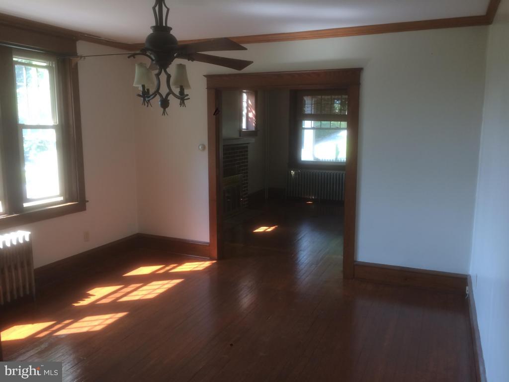 1733 Lampeter Road Lancaster, PA 17602 - Photo 13 of 39 Gallery Image 13