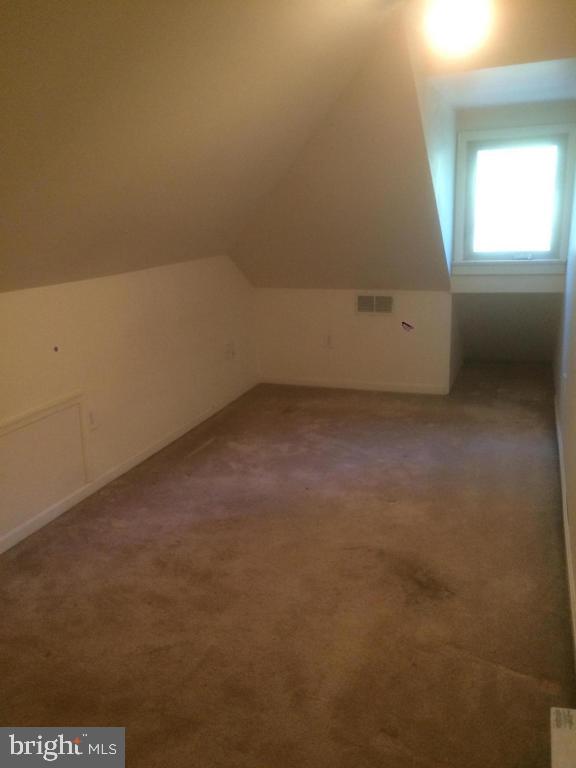 1733 Lampeter Road Lancaster, PA 17602 - Photo 22 of 39 Gallery Image 22