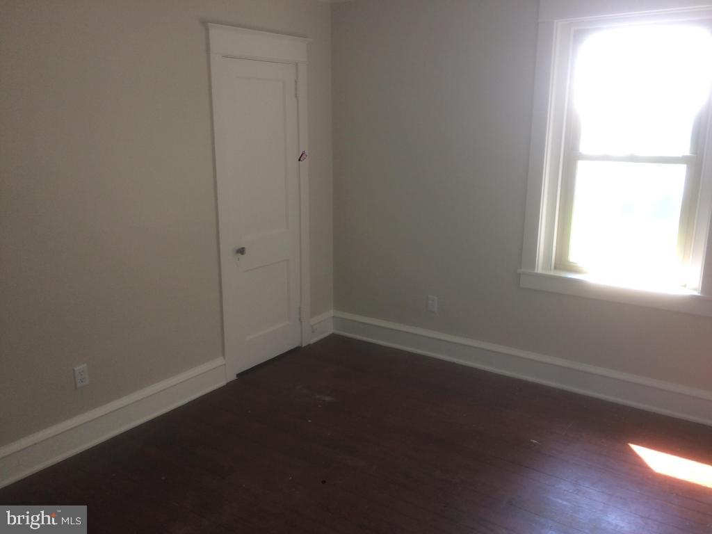 1733 Lampeter Road Lancaster, PA 17602 - Photo 28 of 39 Gallery Image 28