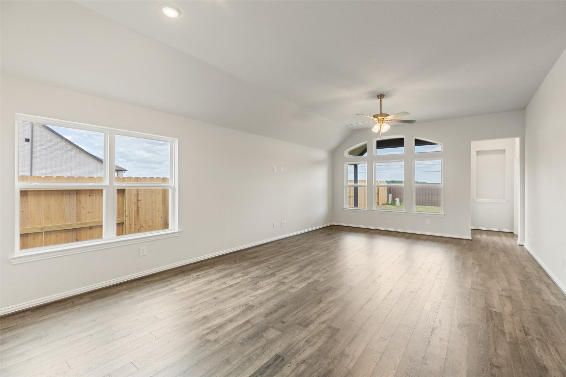 519 Selaura Street Rosenberg, TX 77471 - Photo 13 of 34