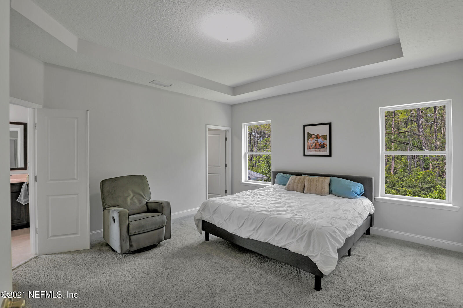450 Pelican Pointe Road Ponte Vedra, FL 32081 - Photo 26 of 43 Primary suite with tray ceiling