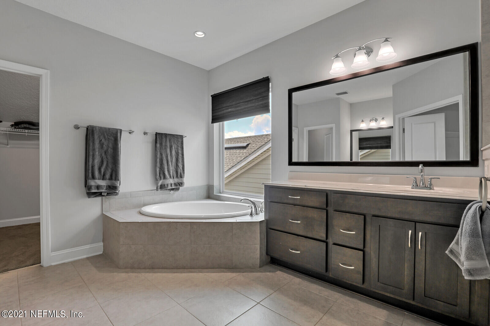 450 Pelican Pointe Road Ponte Vedra, FL 32081 - Photo 28 of 43 Soaker tub