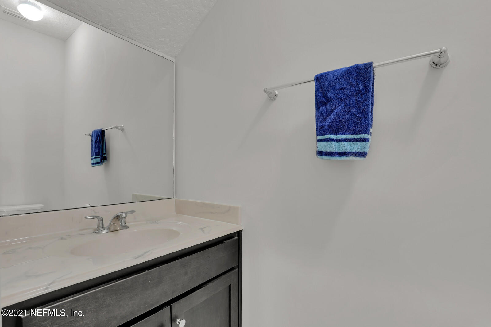 450 Pelican Pointe Road Ponte Vedra, FL 32081 - Photo 36 of 43 Half bathroom upstairs