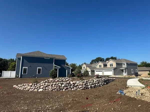 $309,900 | 3162 South Bartells Drive, Beloit, WI 53511