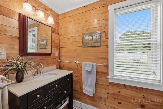 1294 Spencer Branch Road Lansing, NC 28643 - Photo 29 of 47