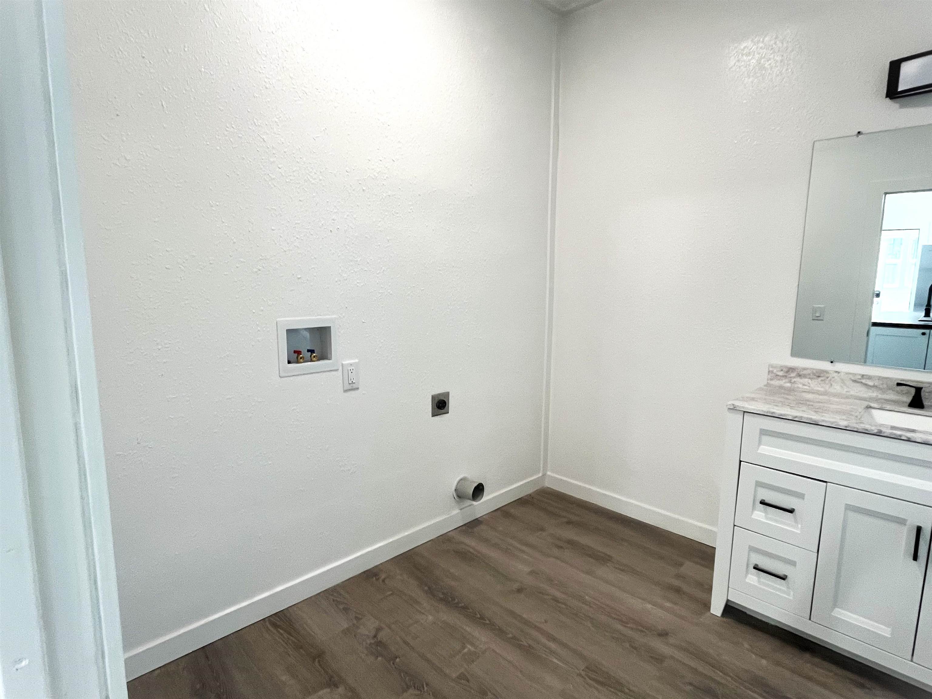 1137 Main Street Evanston, WY 82930 - Photo 18 of 26