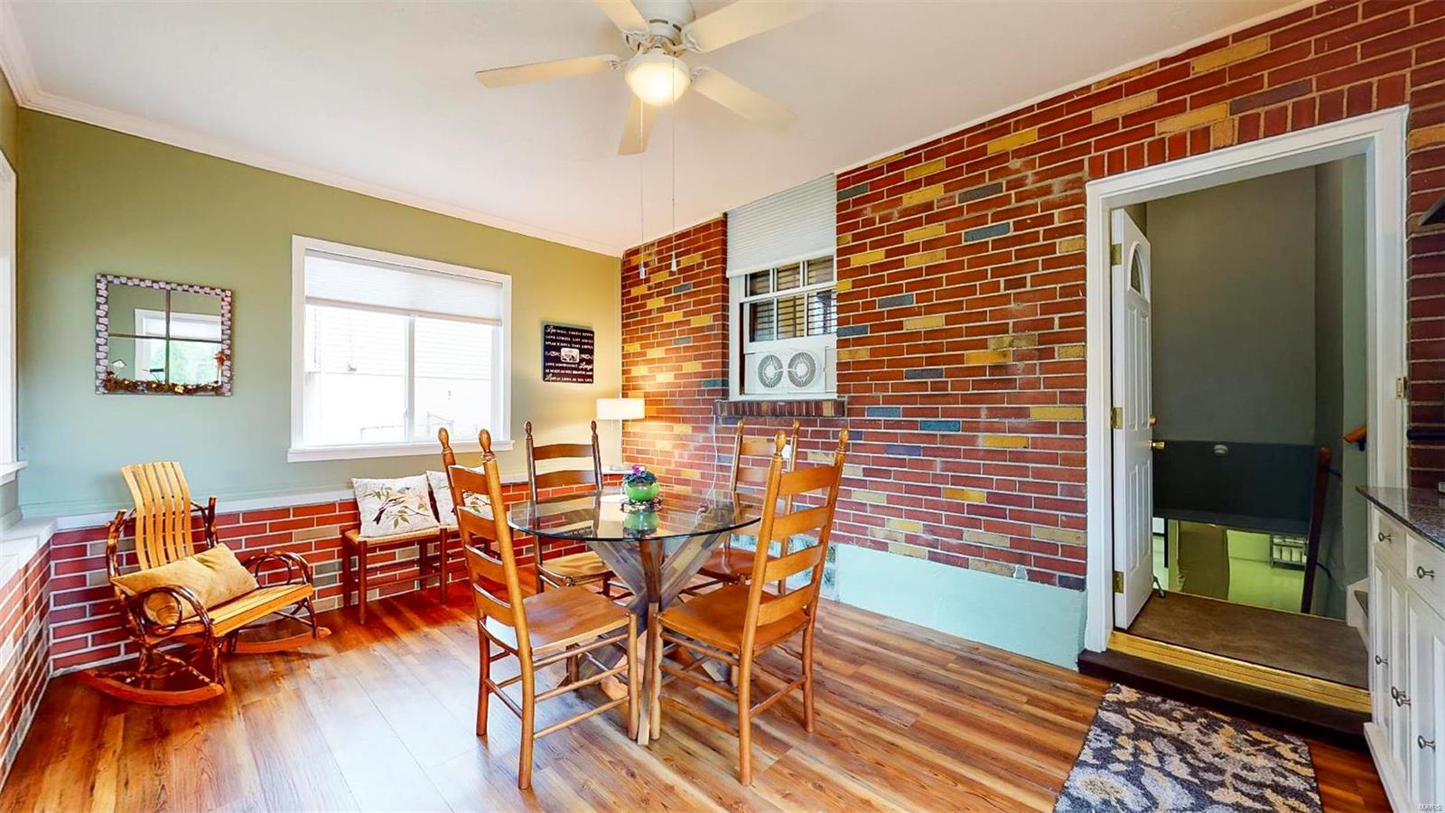 8543 MacKenzie Road St. Louis, MO 63123 - Photo 16 of 43 Gallery Image 16
