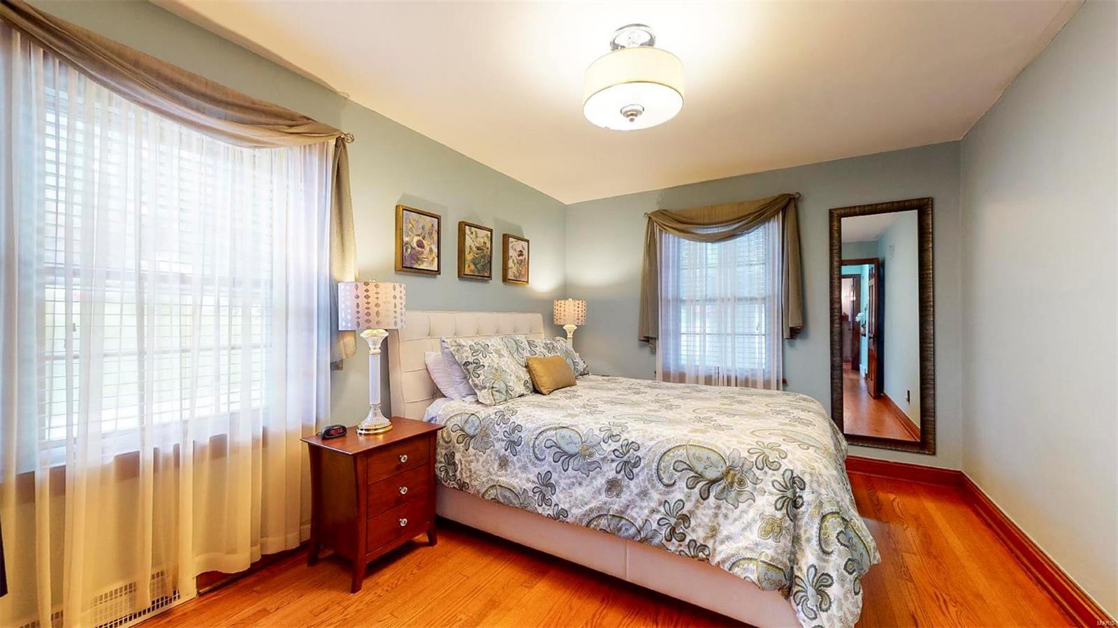 8543 MacKenzie Road St. Louis, MO 63123 - Photo 17 of 43 Gallery Image 17