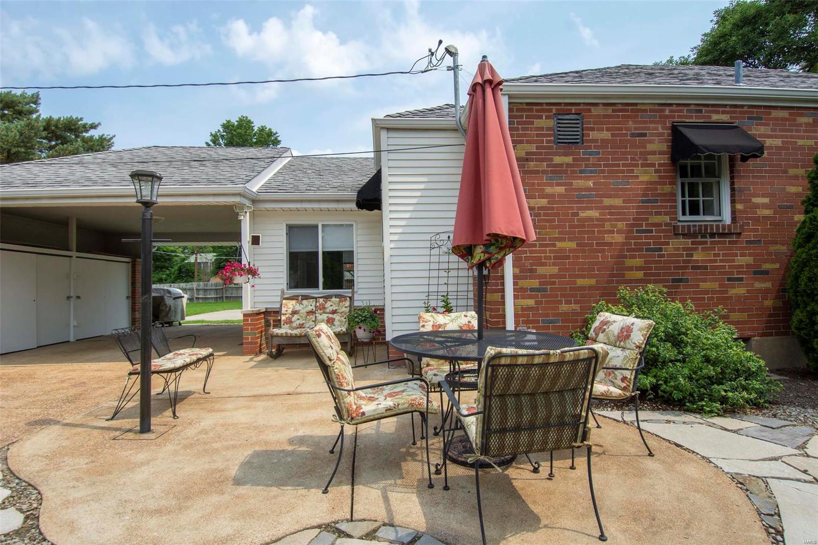 8543 MacKenzie Road St. Louis, MO 63123 - Photo 33 of 43 Gallery Image 33