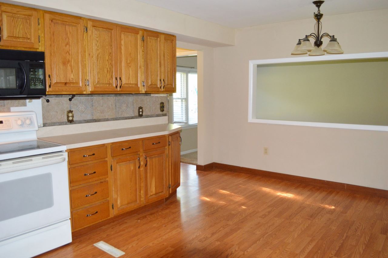 224 South Hadley Road Fort Wayne, IN 46804 - Photo 8 of 20 Gallery Image 8