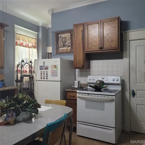 $52,900 | 1220 Main Street, Alton, IL 62002