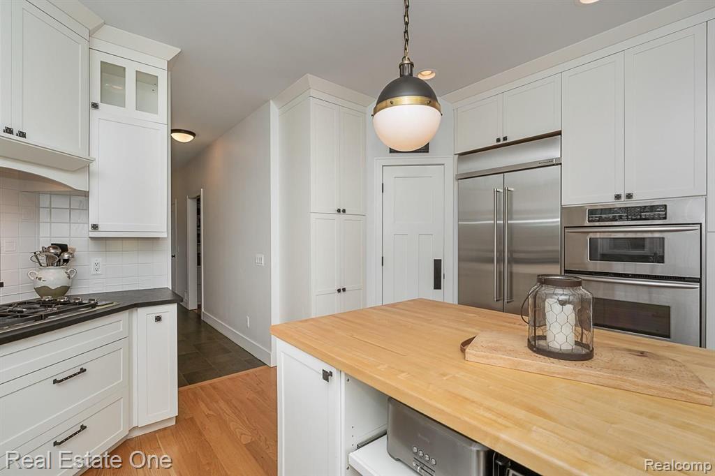 420 West 3rd Street Rochester, MI 48307 - Photo 14 of 37