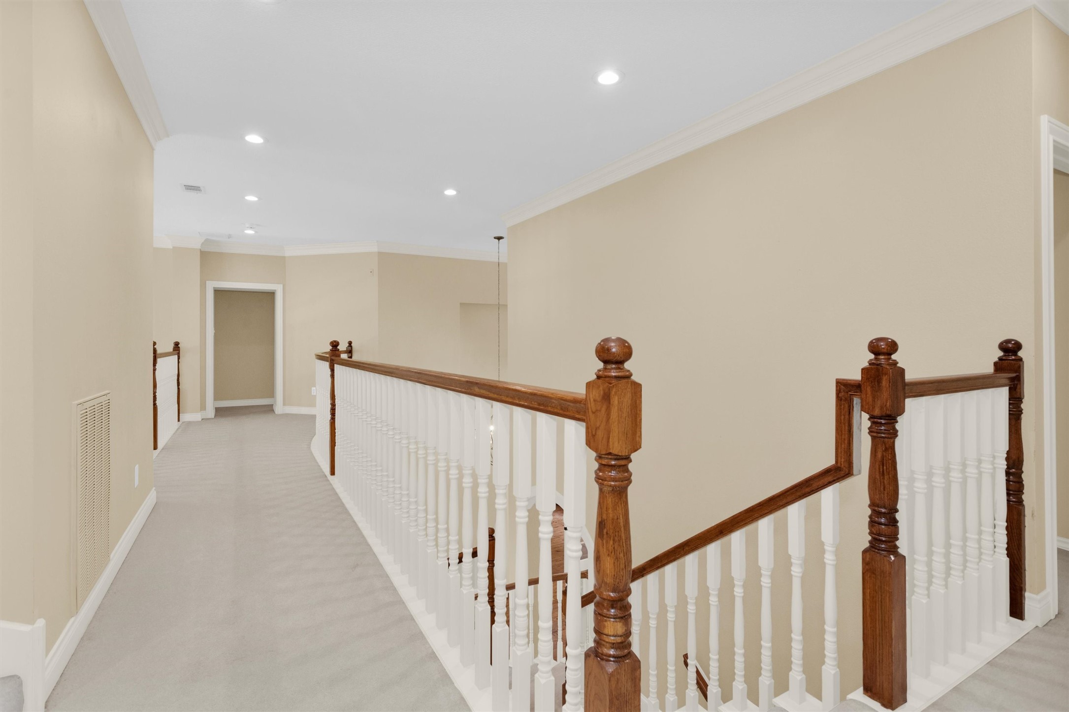 263 Saddle Ridge Spring, TX 77380 - Photo 33 of 50 2nd Floor Landing