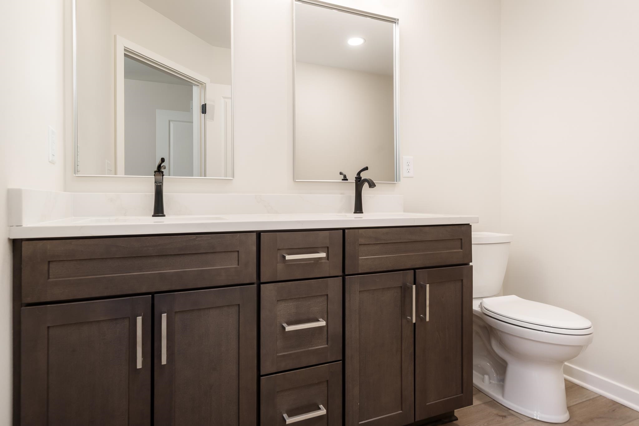 3156 Bartells Beloit, WI 53511 - Photo 28 of 39