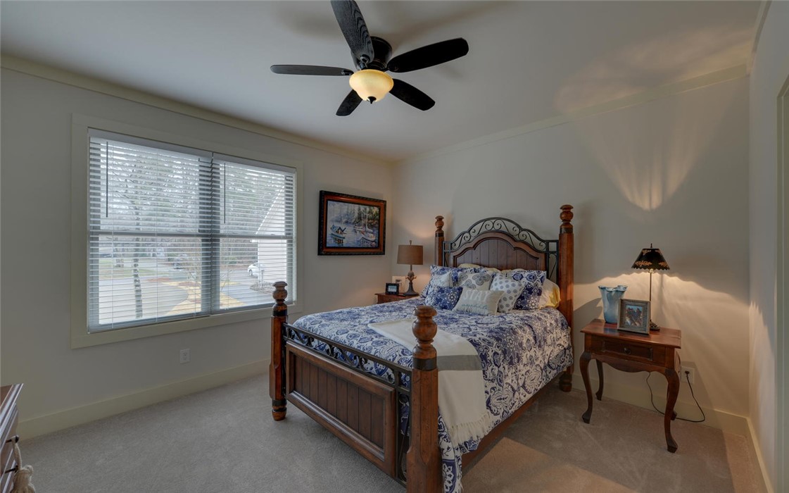 177 Breezy Point Hartwell, GA 30643 - Photo 18 of 40