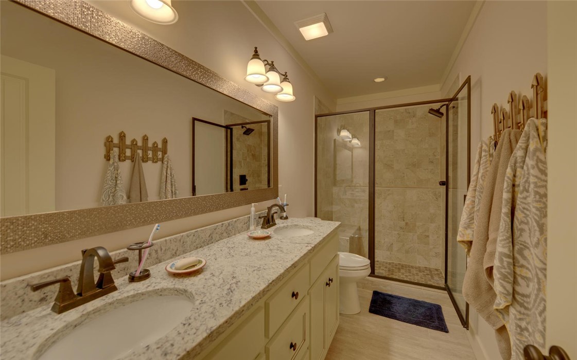 177 Breezy Point Hartwell, GA 30643 - Photo 30 of 40