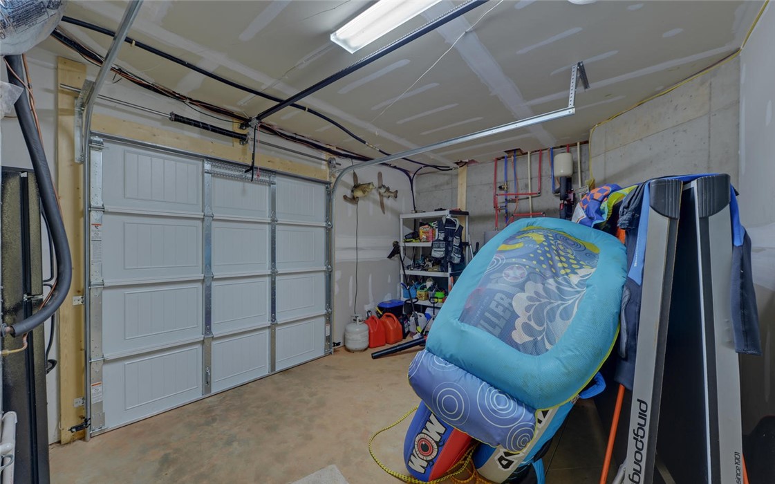 177 Breezy Point Hartwell, GA 30643 - Photo 32 of 40